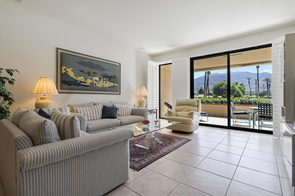 Sunrise C.C. - Residential