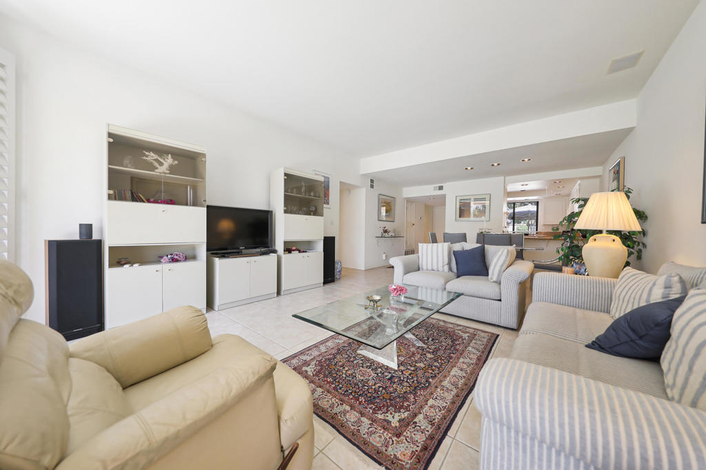 Sunrise C.C. - Residential