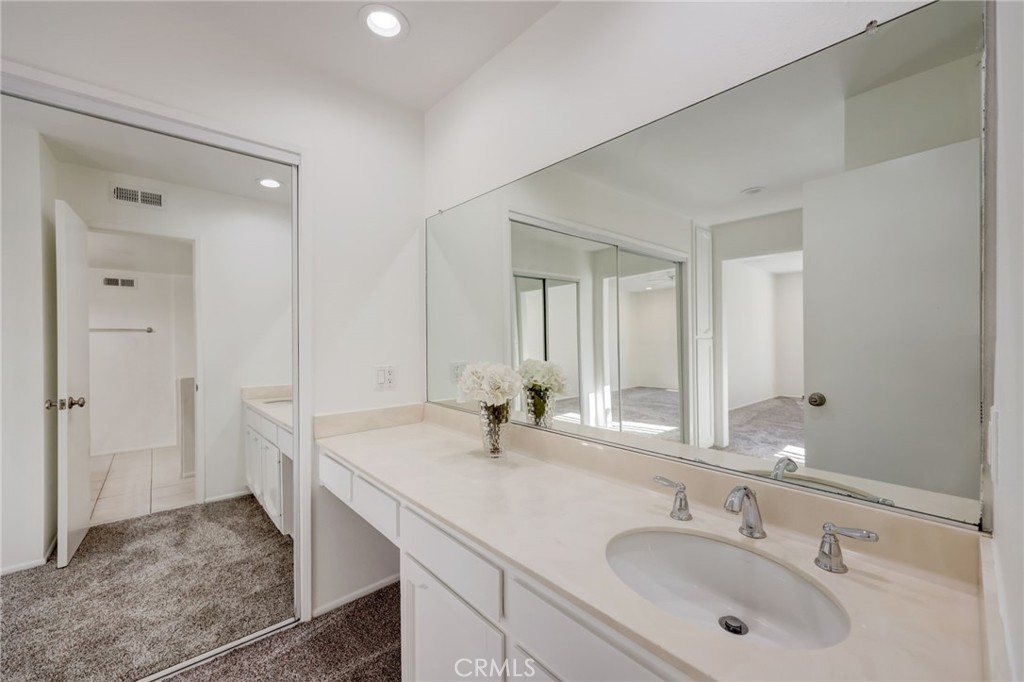 Lantern Village - Residential Lease