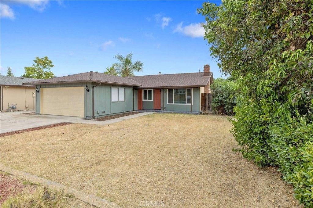 Photo of 534 W Swift Avenue, Clovis, CA 93612 (MLS # FR26117349)