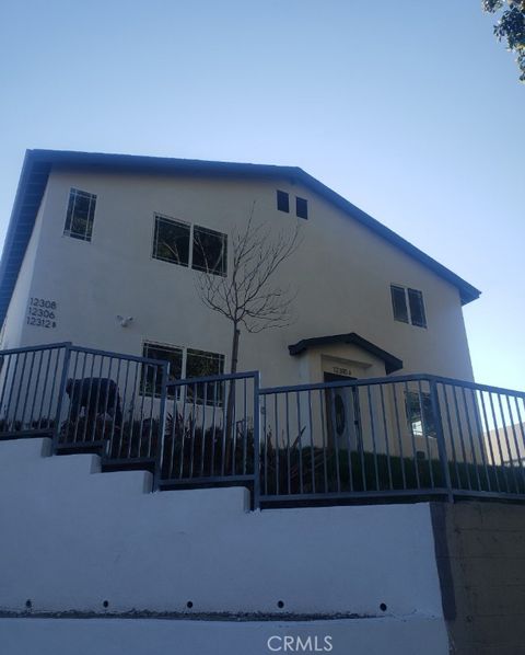 Photo of 12308 Valley View Avenue, Whittier, CA 90604 (MLS # PW26028748)