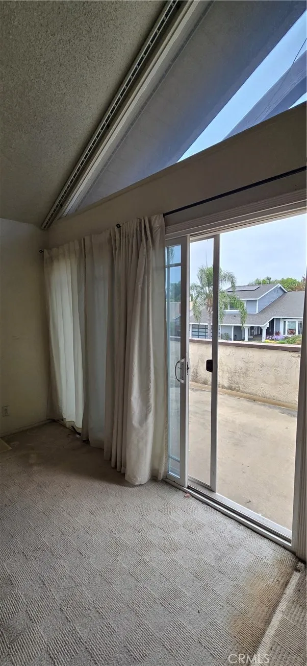 Cypress, California 90630, United States, 5 Bedrooms Bedrooms, ,3 BathroomsBathrooms,Residential,Pending,185312