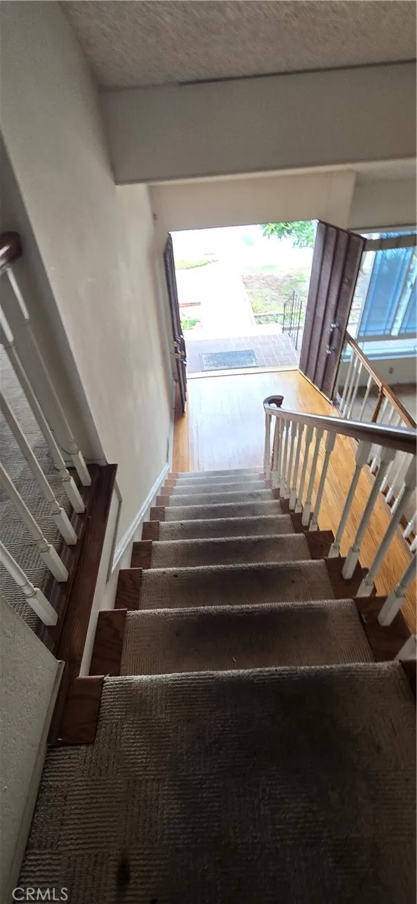 Cypress, California 90630, United States, 5 Bedrooms Bedrooms, ,3 BathroomsBathrooms,Residential,Pending,185312