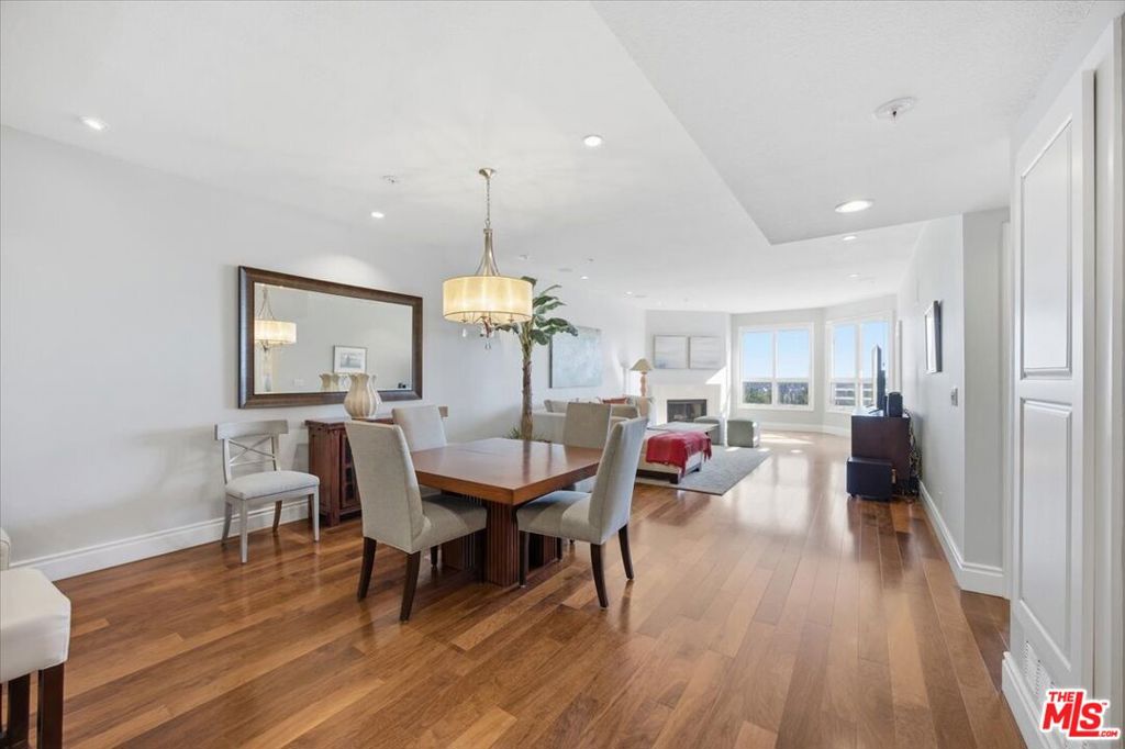 2602 E 20th Street 202B