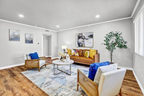 1030 Robinson Avenue 204 San Diego CA 92103