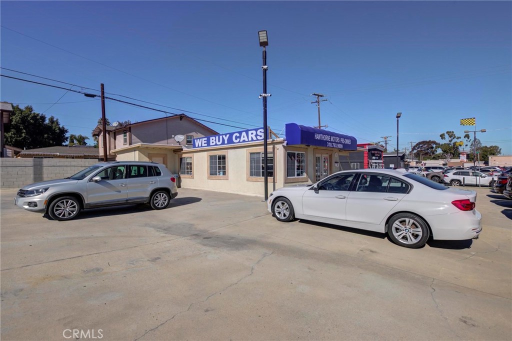 16301 W Hawthorne Boulevard