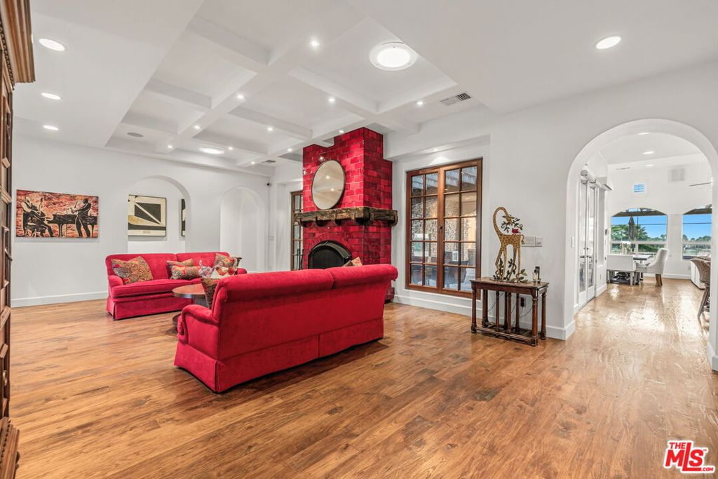 Santo Tomas - Residential