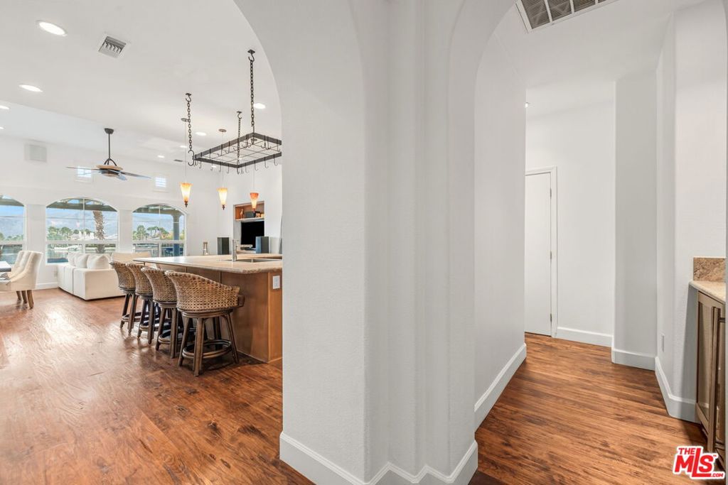 Santo Tomas - Residential