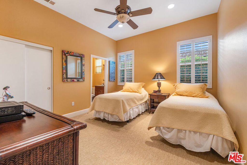 Santo Tomas - Residential