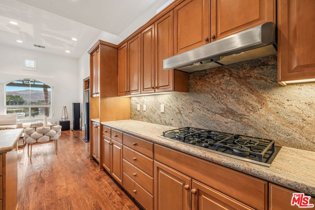 Santo Tomas - Residential