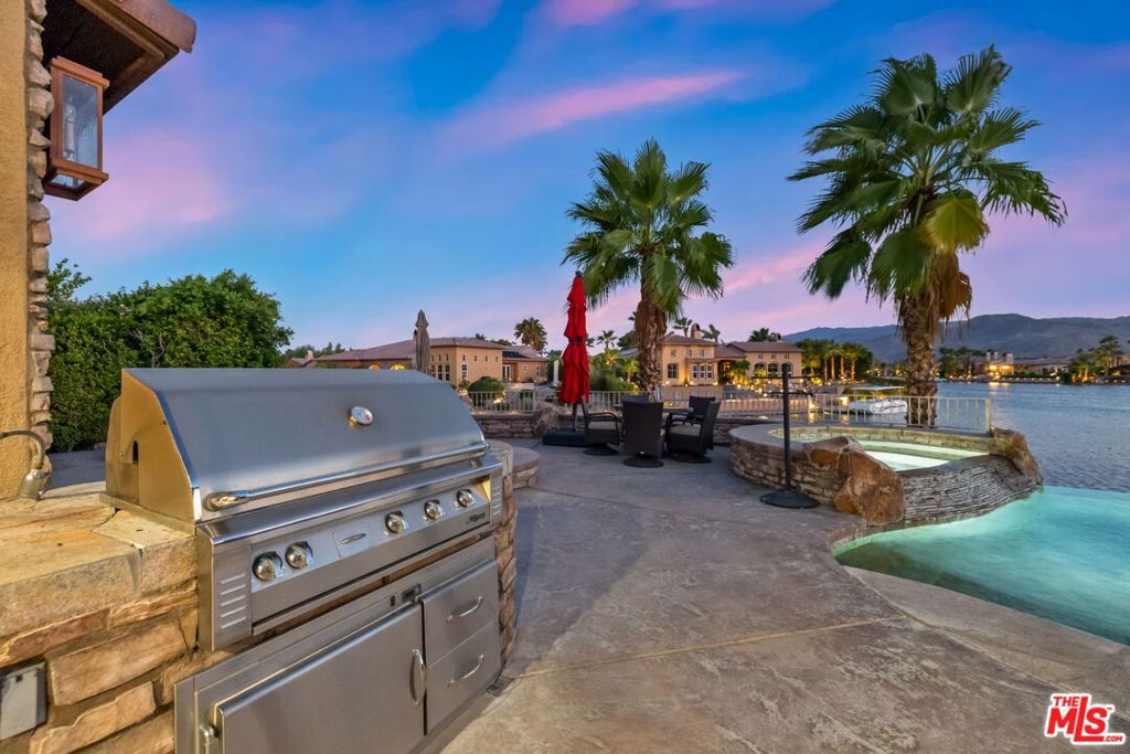 Santo Tomas - Residential