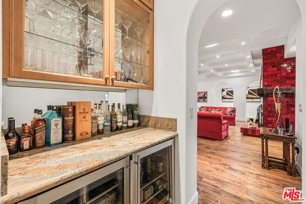 Santo Tomas - Residential