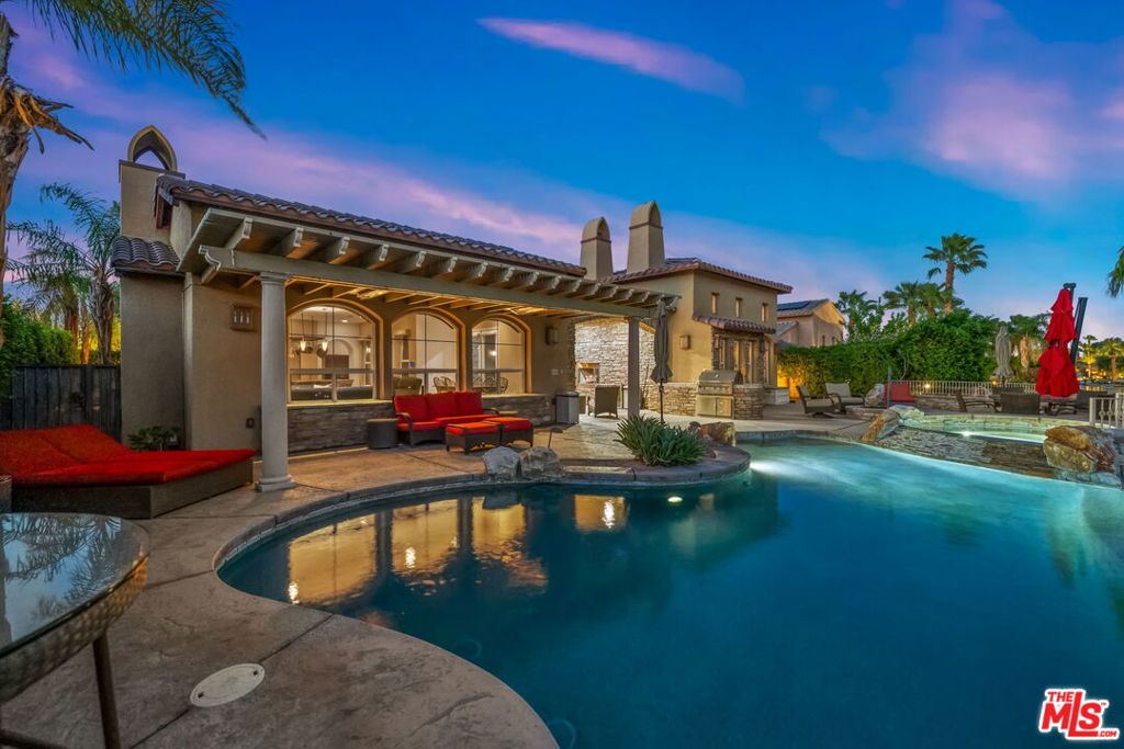 Santo Tomas - Residential