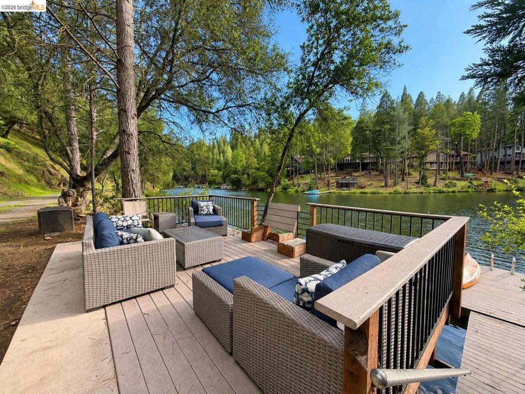 20162 Pine Mountain Dr