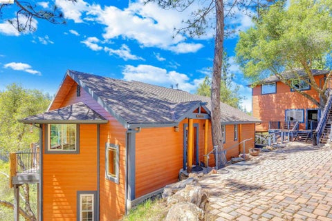 Photo of 20162 Pine Mountain Dr Dr, Groveland, CA 95321 (MLS # 41145920)