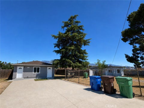 Photo of 754 E 3rd Street, Beaumont, CA 92223 (MLS # IG26192187)