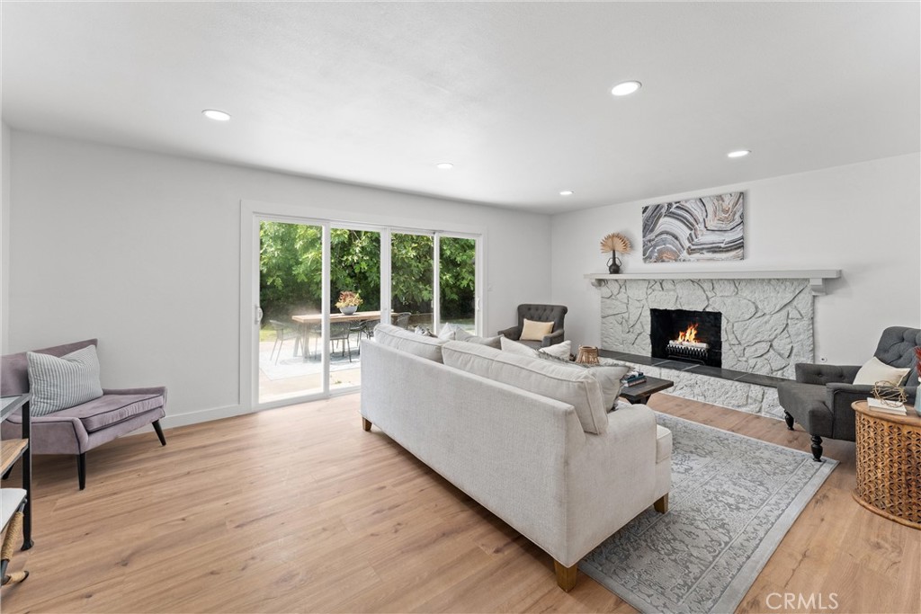 2225 Cartlen Drive