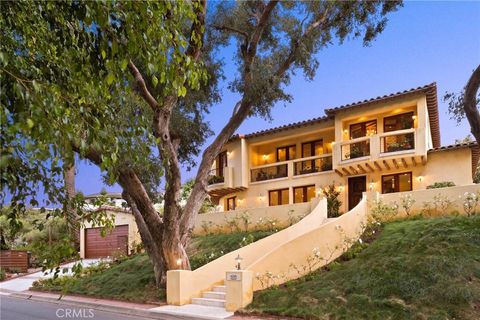 Photo of 664 Calle Miramar, Redondo Beach, CA 90277 (MLS # SB26102407)