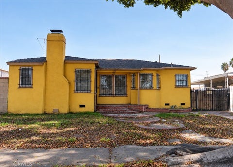 Photo of 1615 W Century BLVD, Los Angeles, CA 90047 (MLS # CV26228251)