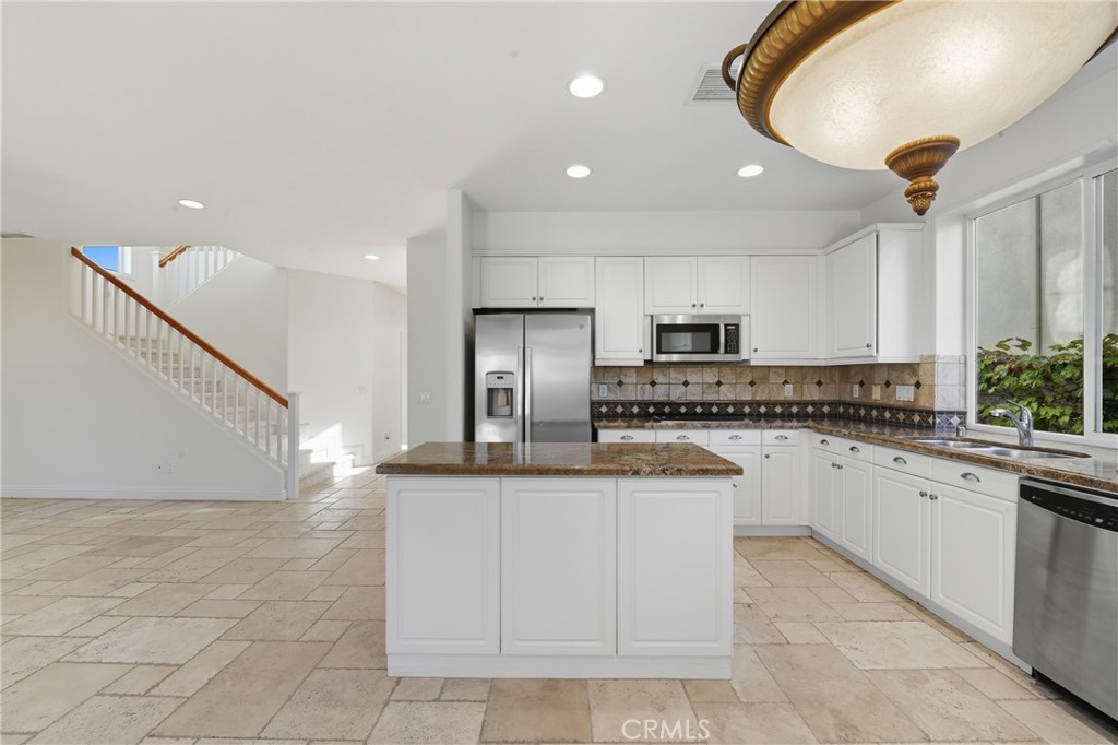 SAN JOAQUIN HILLS - Residential