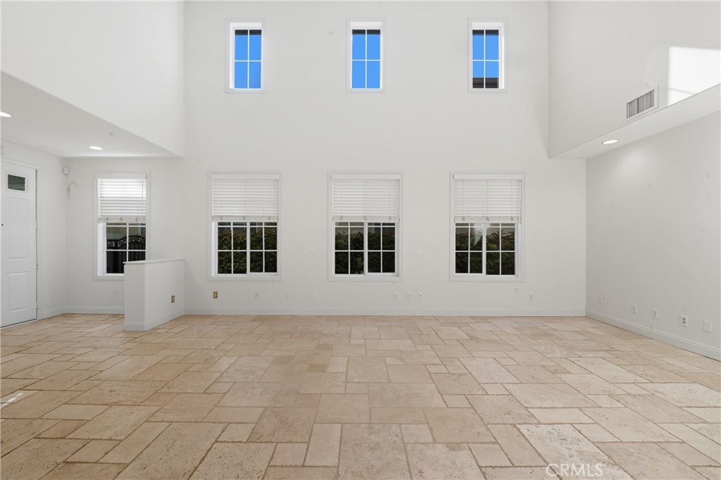 SAN JOAQUIN HILLS - Residential