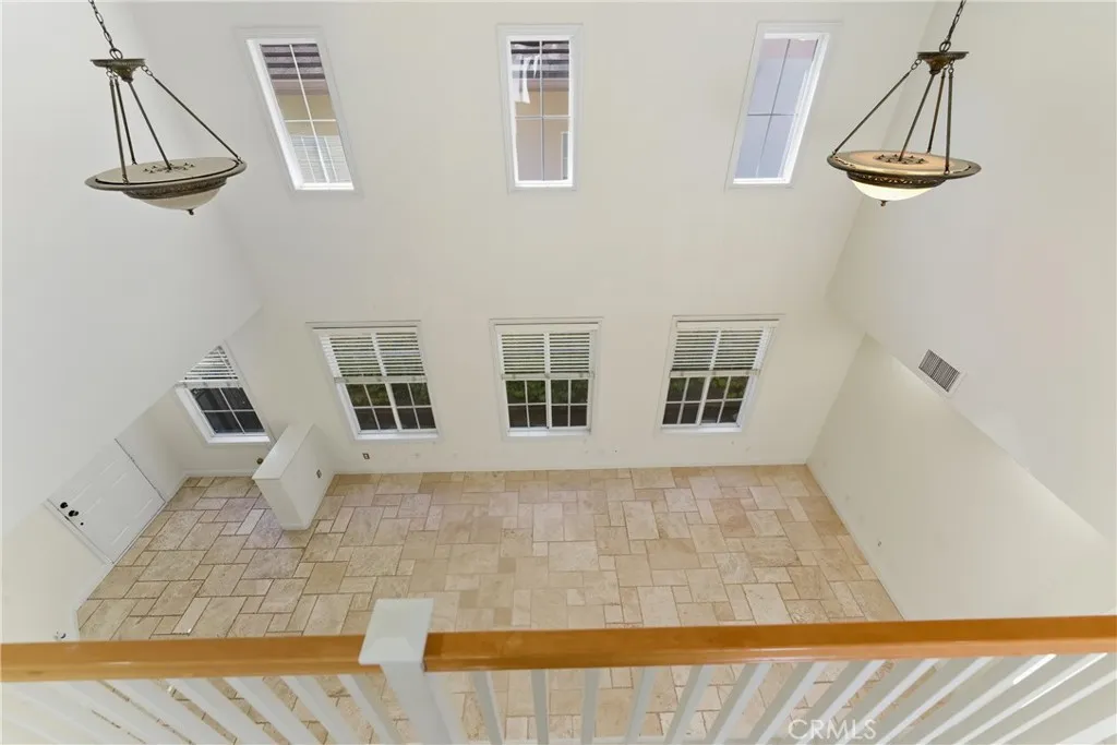 Laguna Niguel, California 92677, United States, 4 Bedrooms Bedrooms, ,3 BathroomsBathrooms,Residential,Active,230034