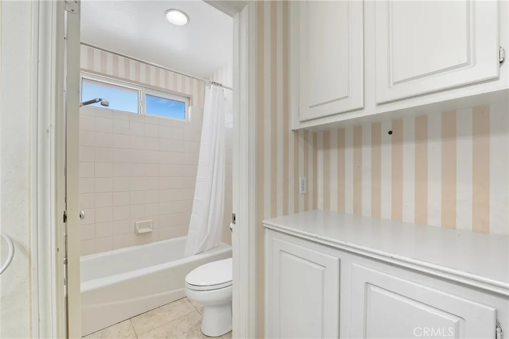 Laguna Niguel, California 92677, United States, 4 Bedrooms Bedrooms, ,3 BathroomsBathrooms,Residential,Active,230034