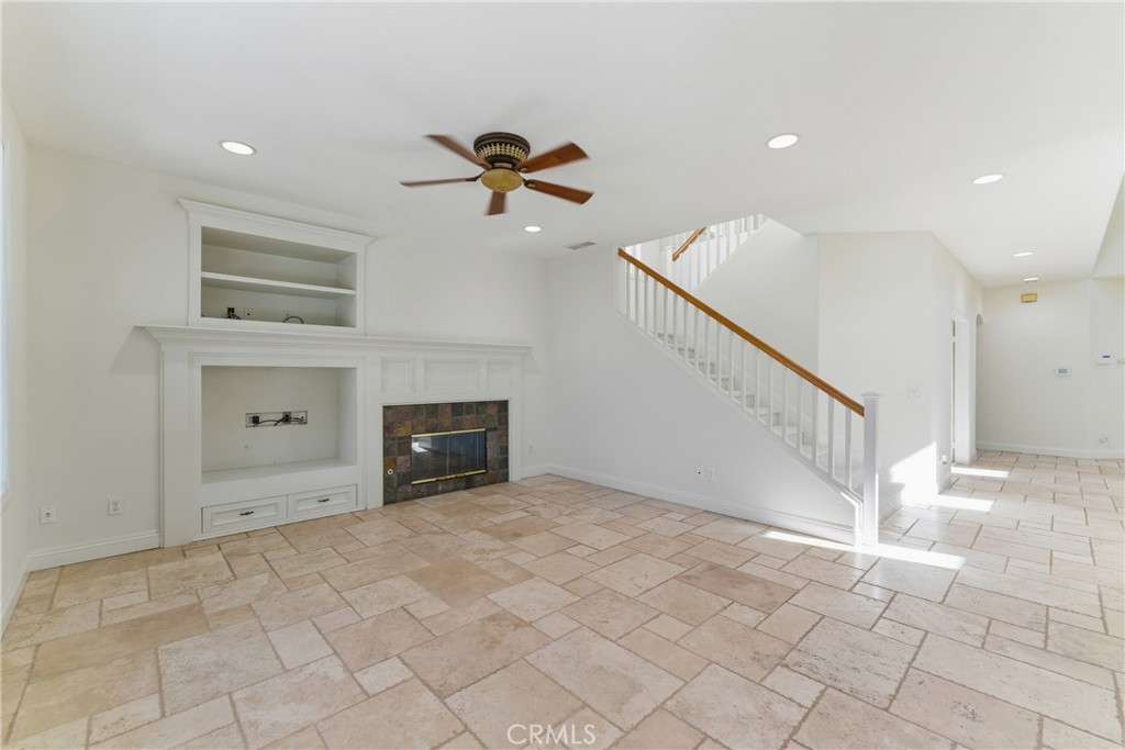 SAN JOAQUIN HILLS - Residential