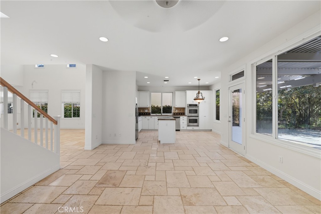 SAN JOAQUIN HILLS - Residential