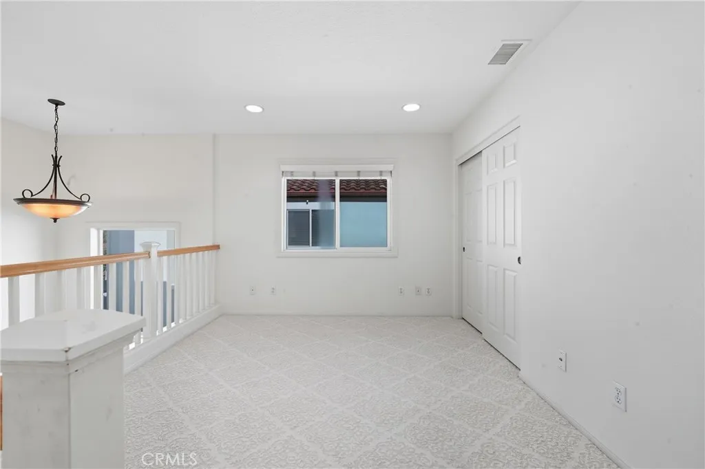 Laguna Niguel, California 92677, United States, 4 Bedrooms Bedrooms, ,3 BathroomsBathrooms,Residential,Active,230034