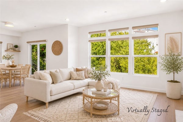 3822 CLAYTON AVE, LOS ANGELES, CA 90027 - Image b3f2e04aa4082b476a2ecb16f2cfbf59/3136895131