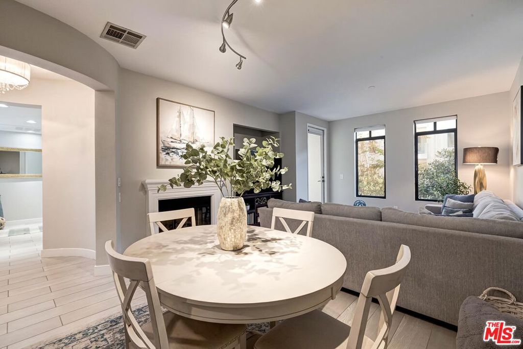 Photo of 5625 Crescent Parkway #208, Playa Vista, CA 90094 (MLS # 25616561)