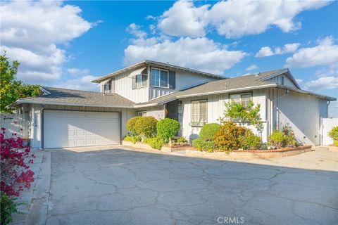 2204 Ruiz Place Hacienda Heights CA 91745