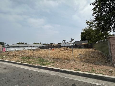 Photo of 11664 Bellinger Street, Lynwood, CA 90262 (MLS # PW26095707)