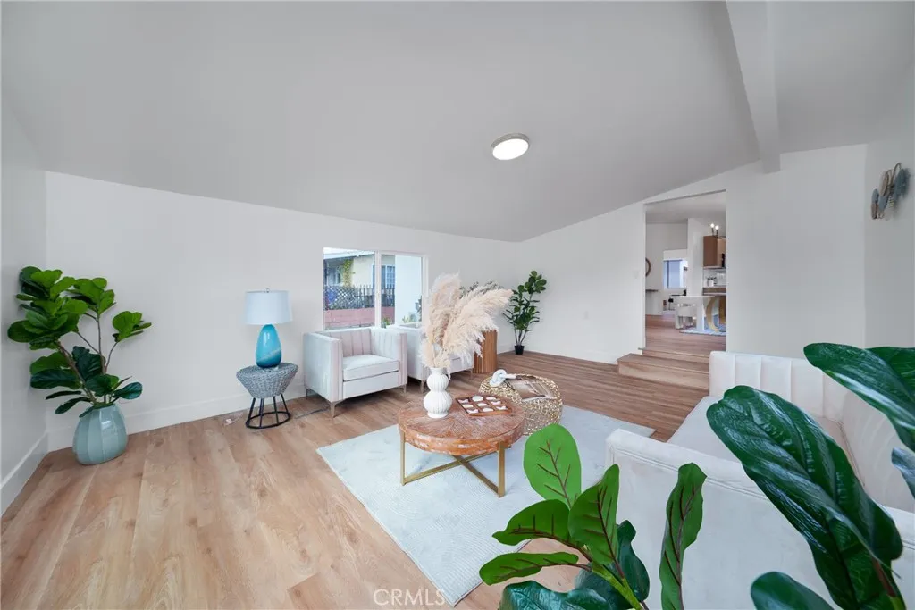 El Monte, California 91733, United States, 3 Bedrooms Bedrooms, ,2 BathroomsBathrooms,Residential,Active,241624