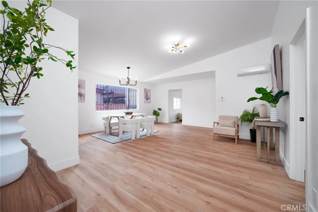 El Monte, California 91733, United States, 3 Bedrooms Bedrooms, ,2 BathroomsBathrooms,Residential,Active,241624