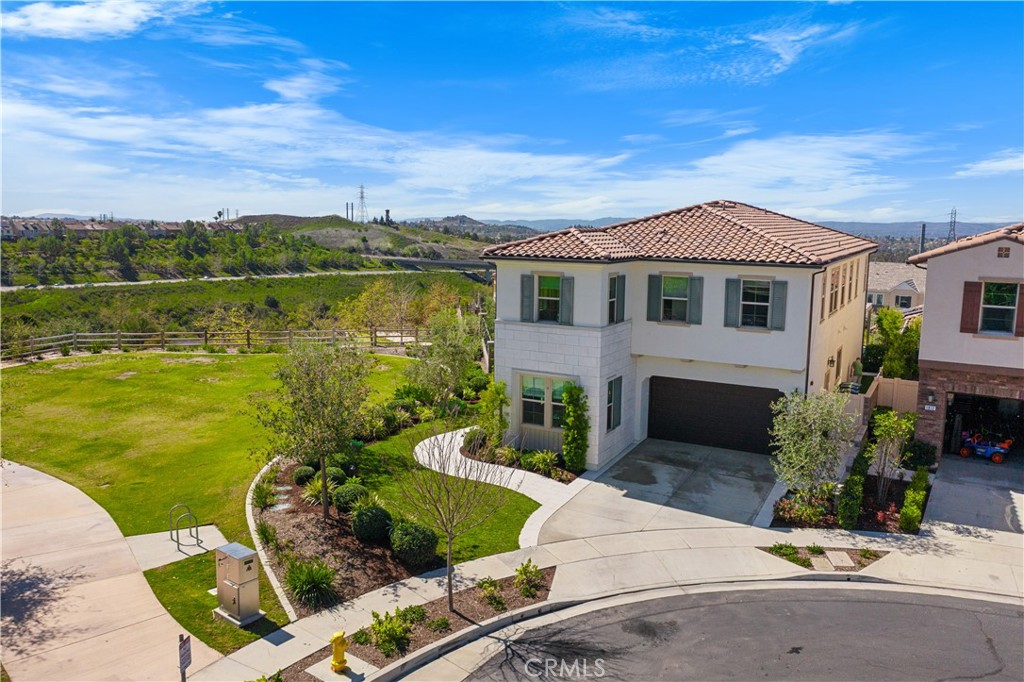 1818 Canyon Oaks Lane