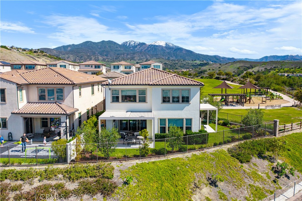 1818 Canyon Oaks Lane