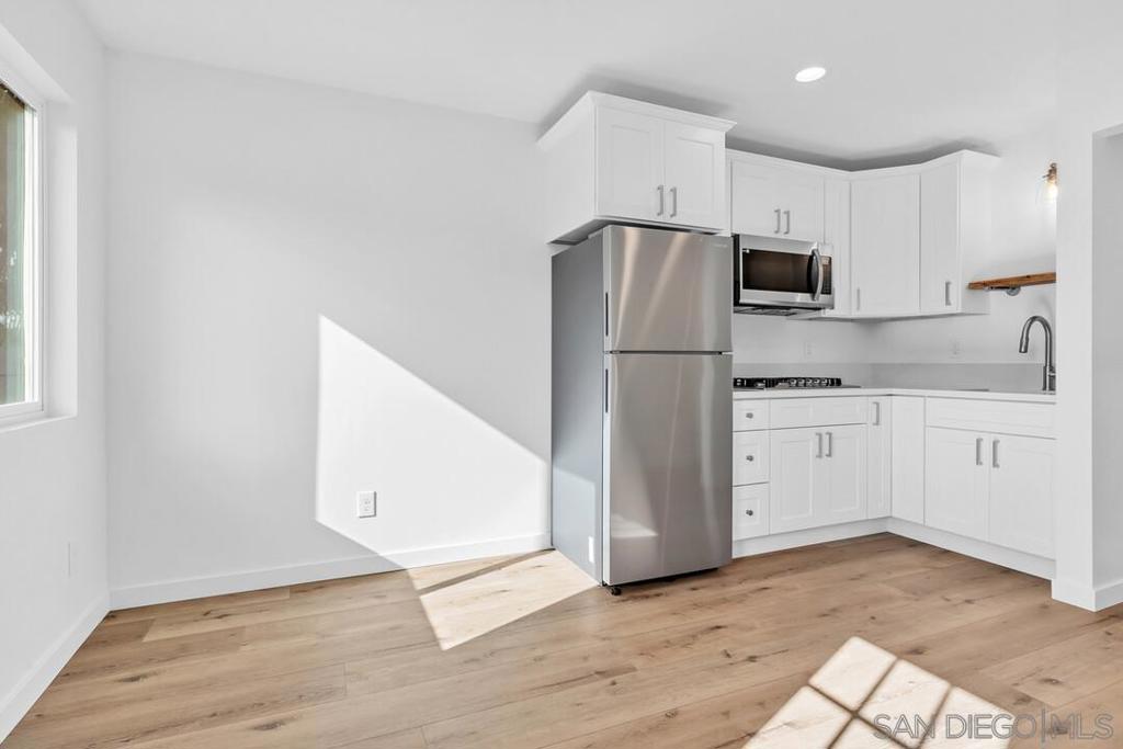 Ocean Beach - Residential Income