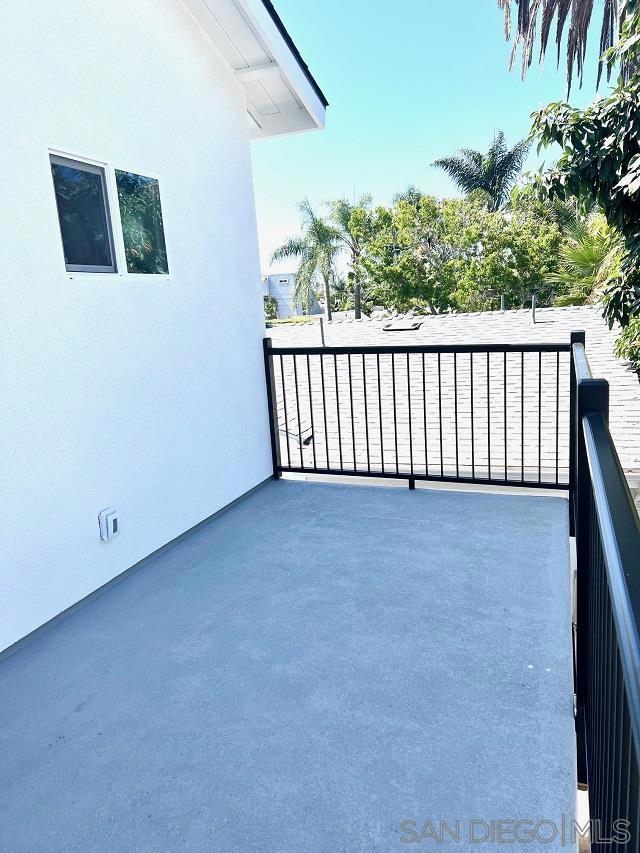 Ocean Beach - Residential Income