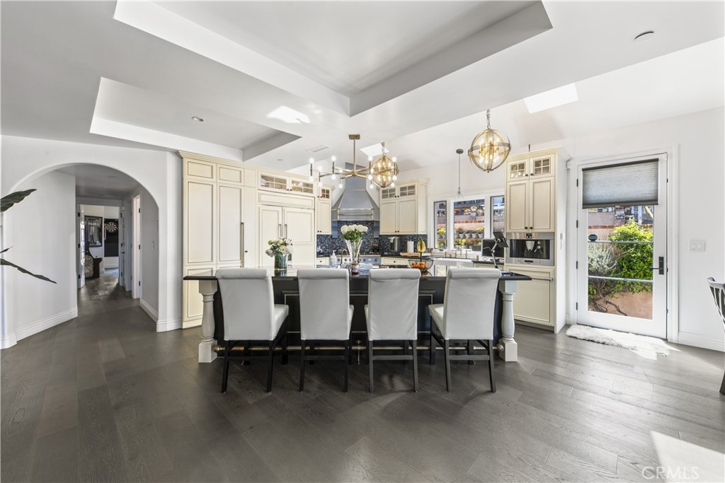 300 N Prospect Avenue