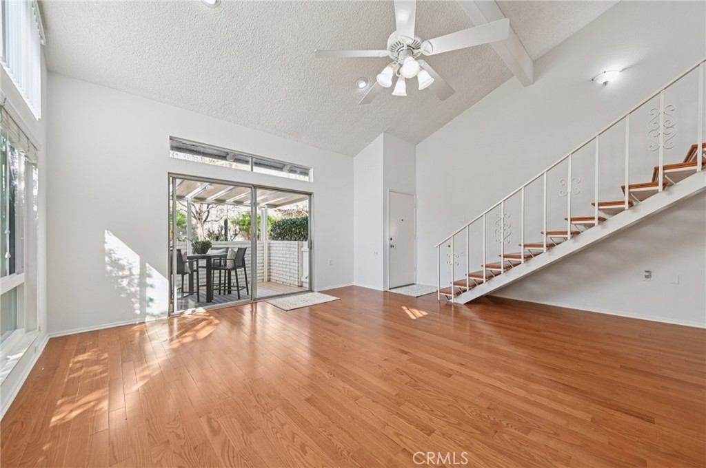 617 Avenida Sevilla D