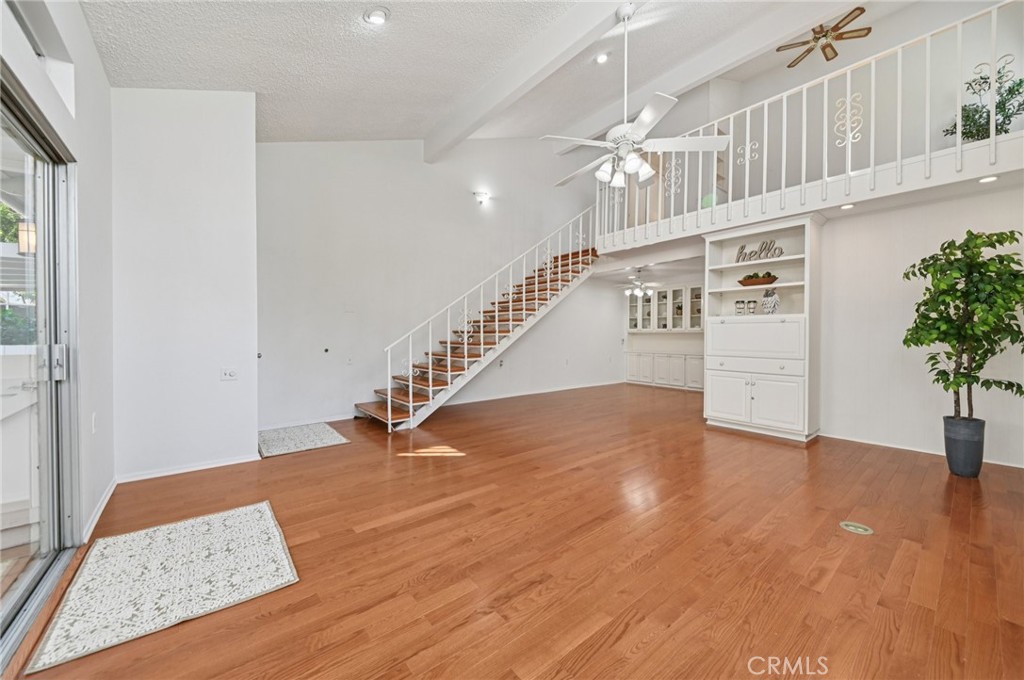 617 Avenida Sevilla D