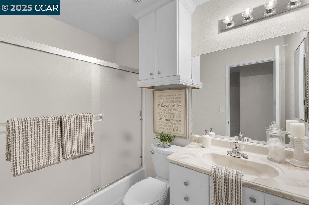 SPRINGVALLEY CMN - Residential