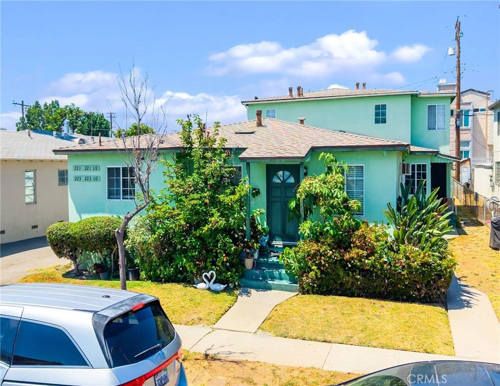 221 S Bushnell Avenue