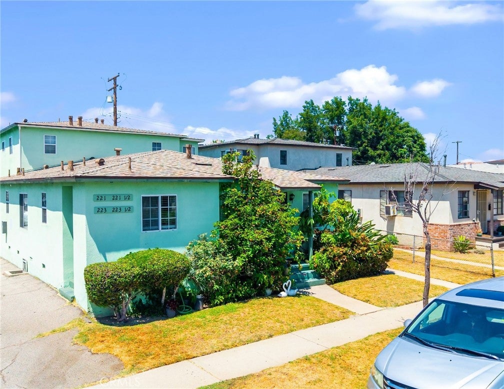 221 S Bushnell Avenue