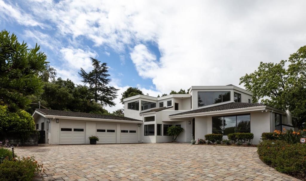 13057 La Cresta Drive