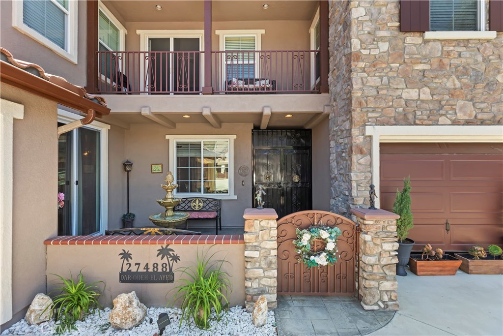 27488 Murrieta Oaks Avenue