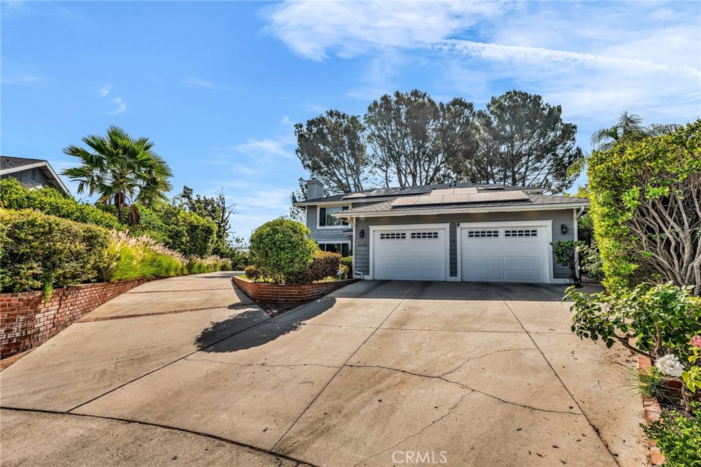 8404 Joan Lane