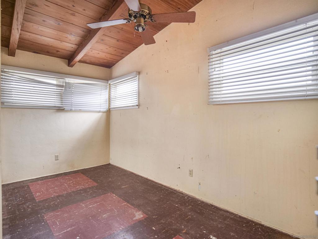 Mission Beach - Residential Income